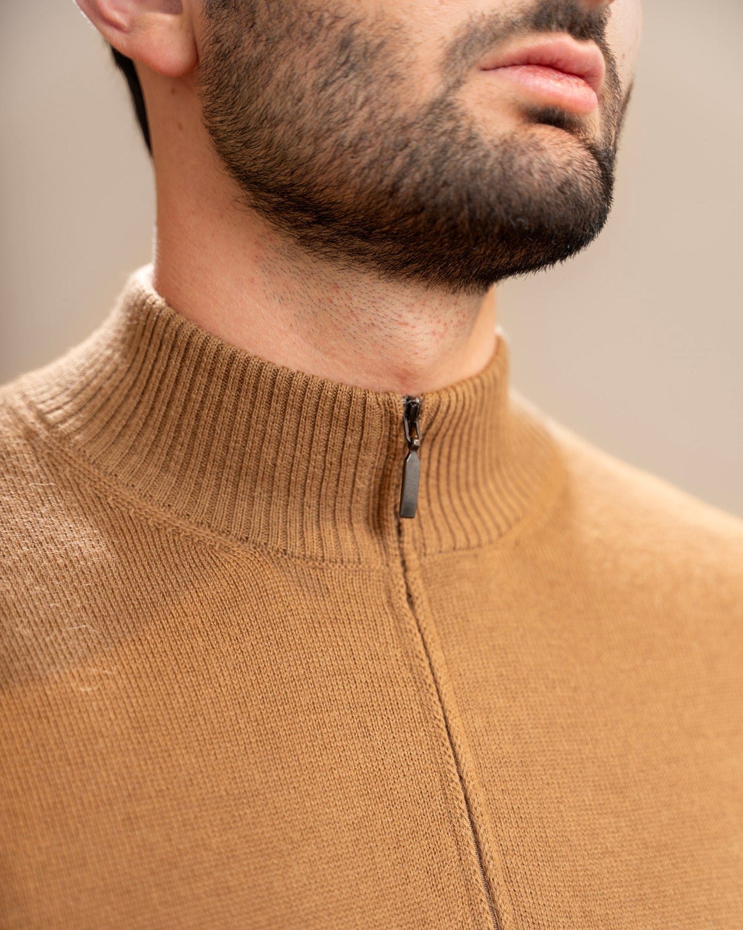 halfzip-camel-hals
